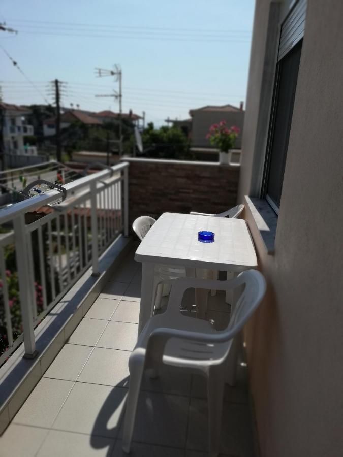 Polis΄ House Nea Vrasna Exterior foto