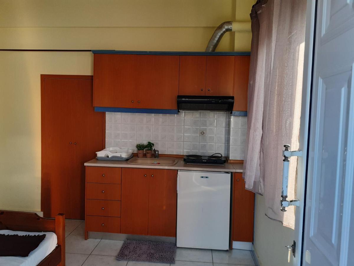 Polis΄ House Nea Vrasna Exterior foto