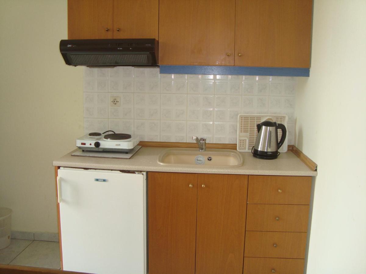 Polis΄ House Nea Vrasna Exterior foto