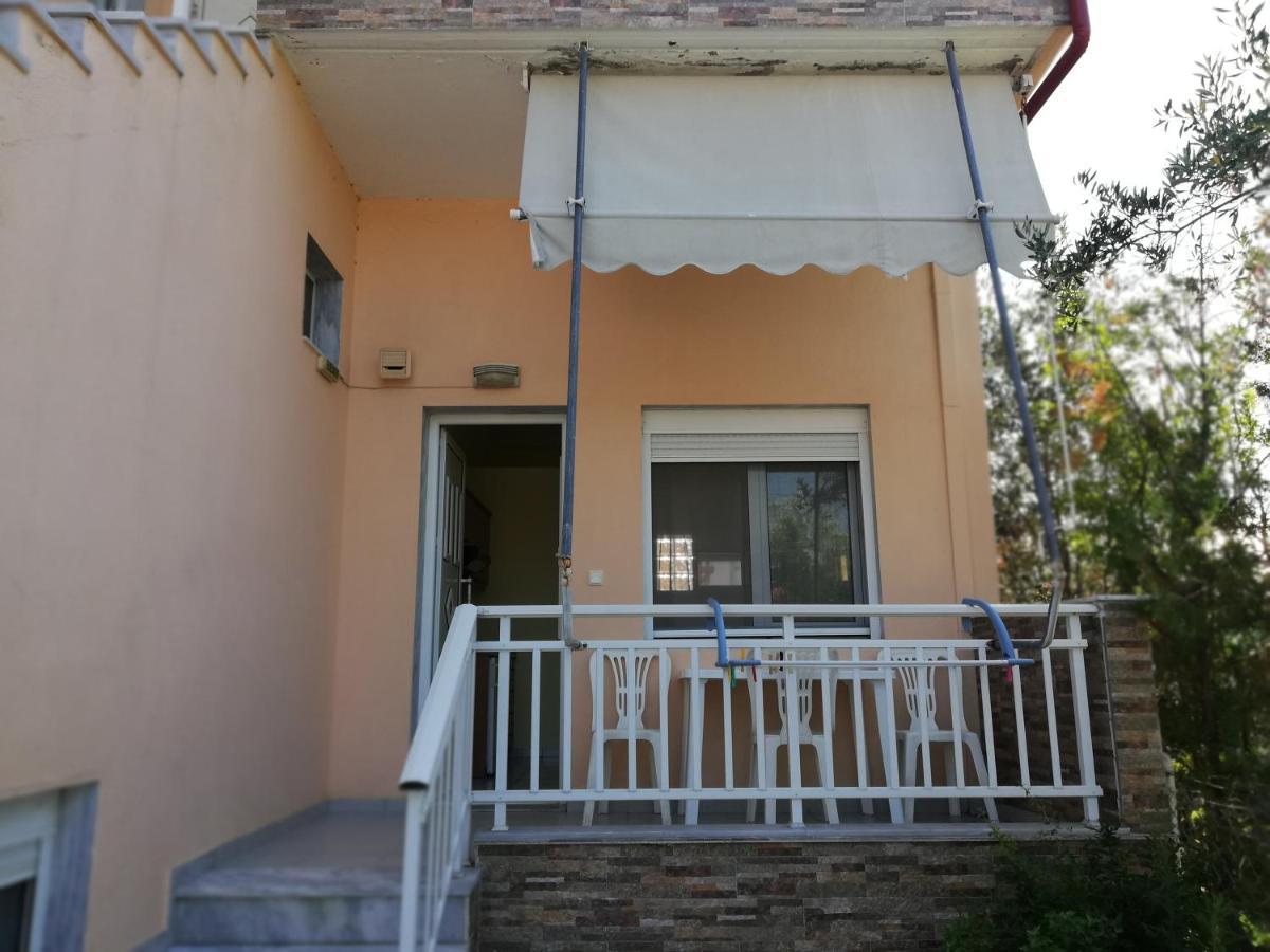 Polis΄ House Nea Vrasna Exterior foto