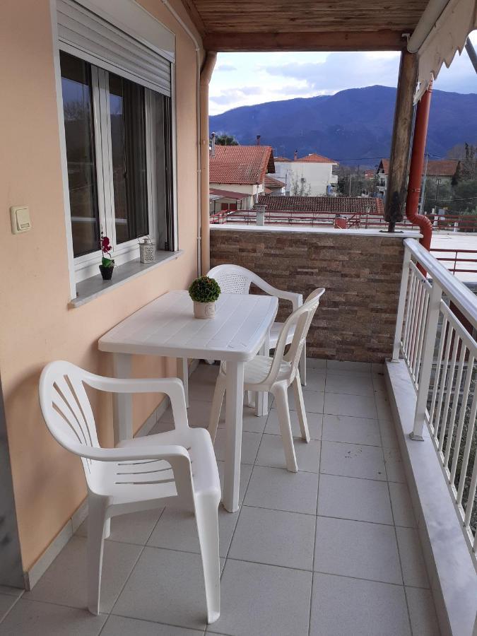 Polis΄ House Nea Vrasna Exterior foto