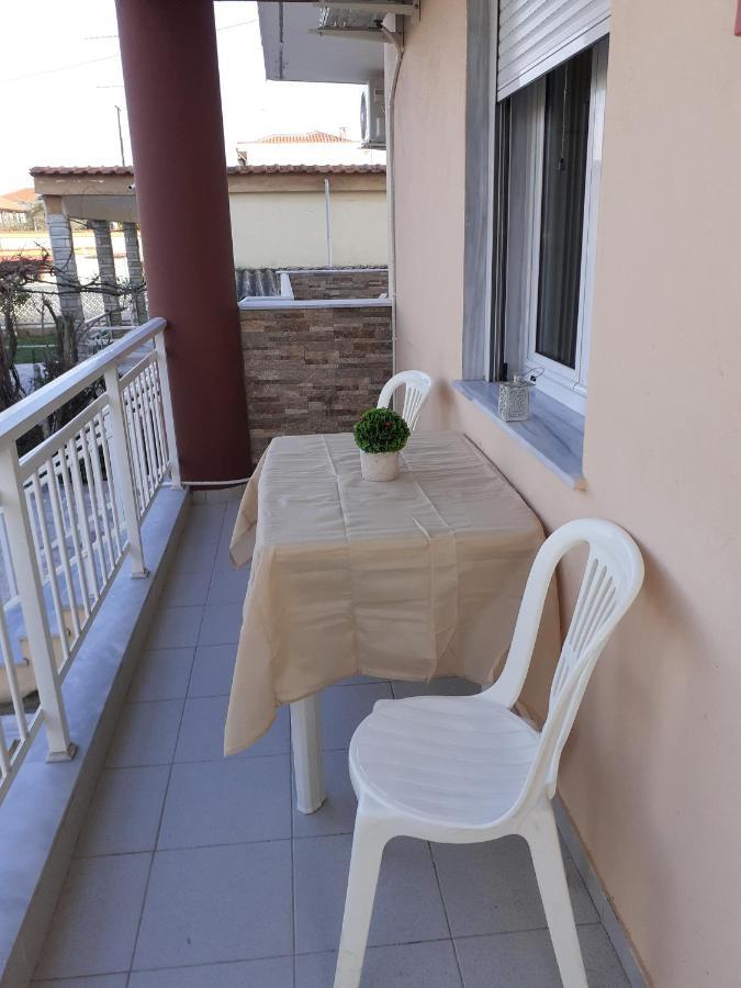 Polis΄ House Nea Vrasna Exterior foto