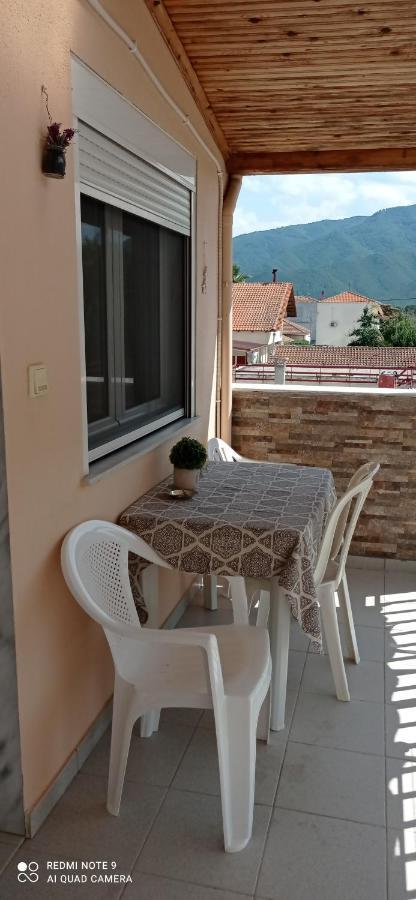 Polis΄ House Nea Vrasna Exterior foto